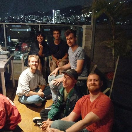 Hostel Metro Floresta Alojamiento Medellín Buitenkant foto
