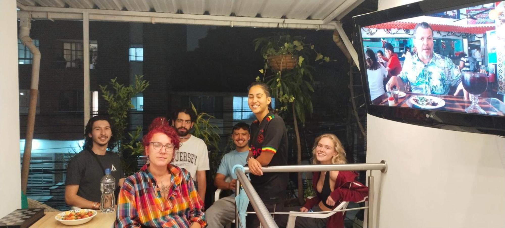 Hostel Metro Floresta Alojamiento Medellín Buitenkant foto