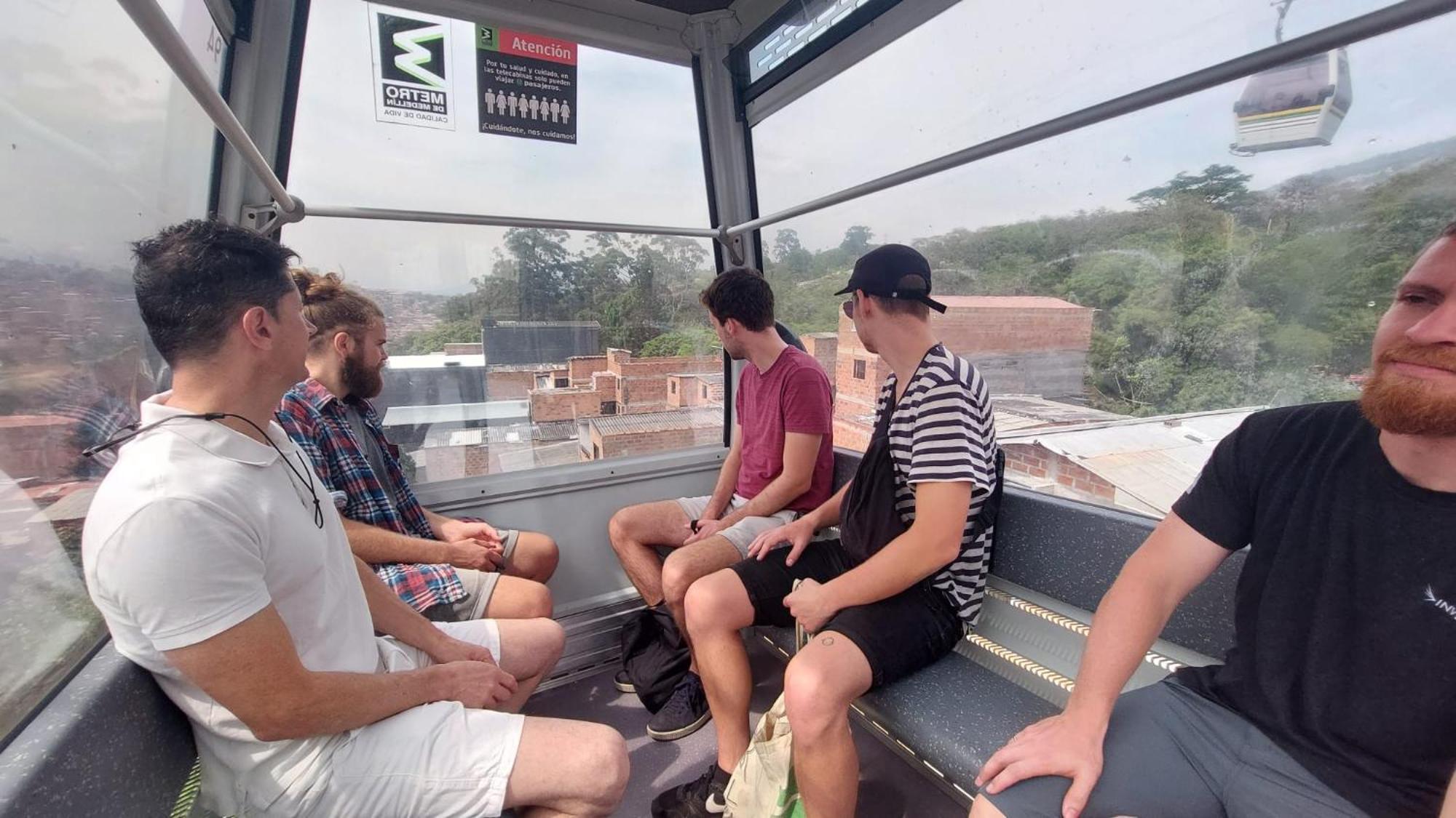 Hostel Metro Floresta Alojamiento Medellín Buitenkant foto