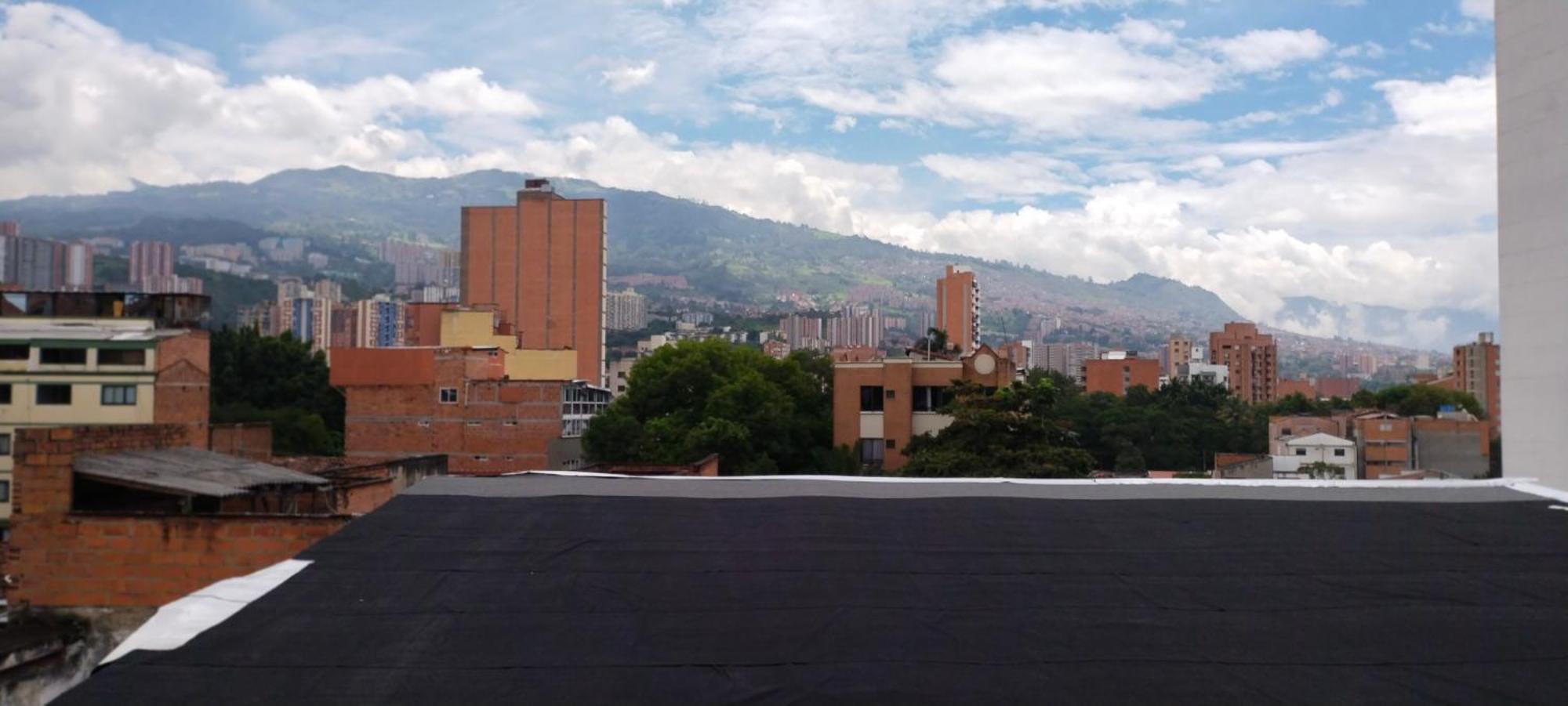 Hostel Metro Floresta Alojamiento Medellín Buitenkant foto